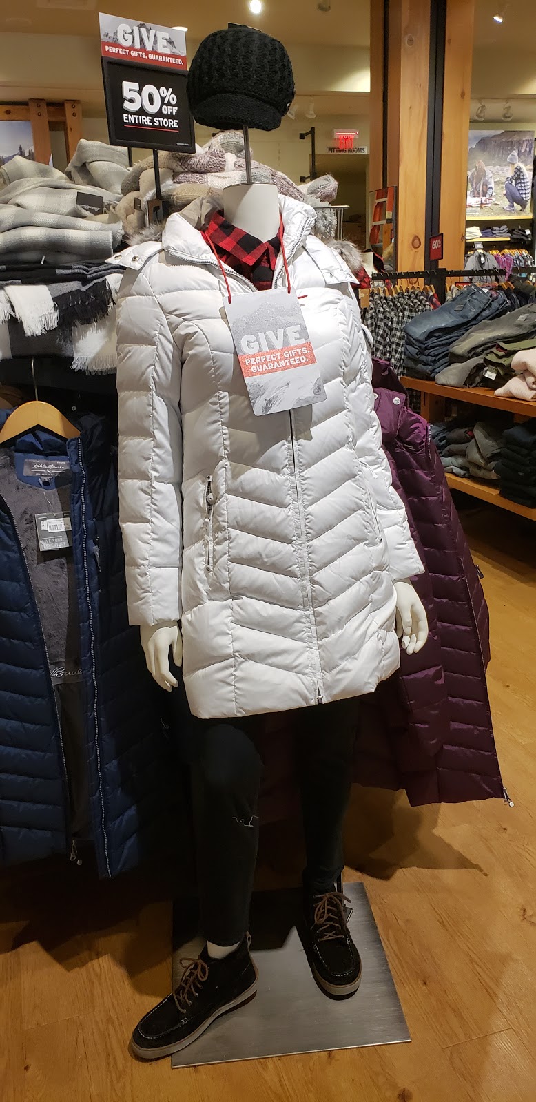 Eddie Bauer | 5000 Hwy 7 #325A, Markham, ON L3R 4M9, Canada | Phone: (905) 513-6969