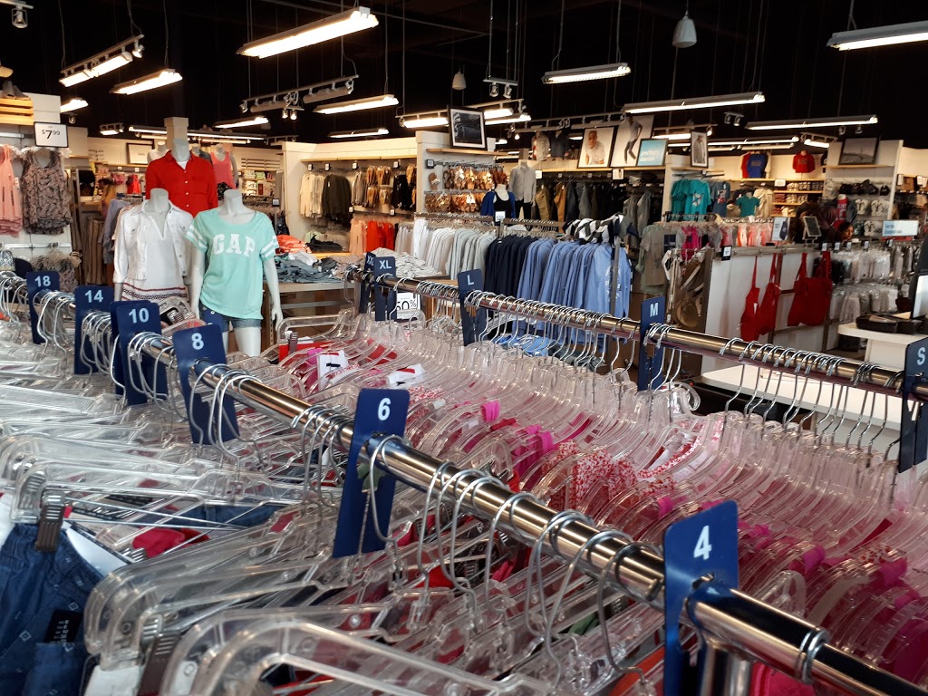 Gap Outlet | 1414 Parsons Rd NW, Edmonton, AB T6N 0B5, Canada | Phone: (780) 468-4848