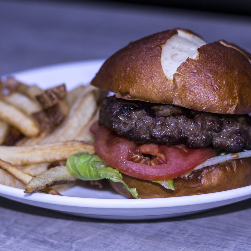 The Lazy Daisy Cafe | 320 Harry Walker Pkwy N Unit 1, Newmarket, ON L3Y 7B4, Canada | Phone: (905) 898-6551