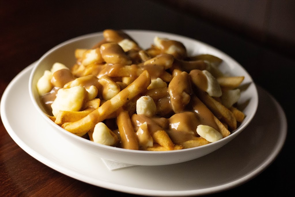 Beckhams Pub & Eatery | 1355 32 Ave NE, Calgary, AB T2E 7Z5, Canada | Phone: (403) 291-9091