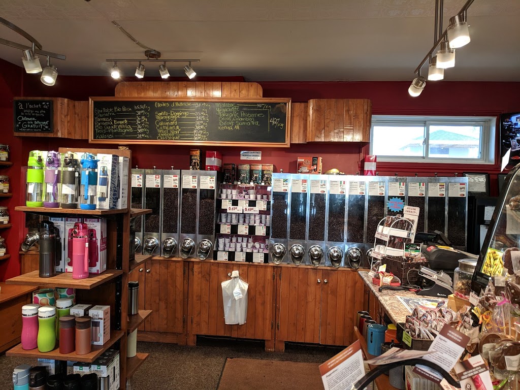 Les Cafés de Julie | 60 Côte Saint Grégoire, Québec, QC G1C 5T2, Canada | Phone: (418) 660-0802