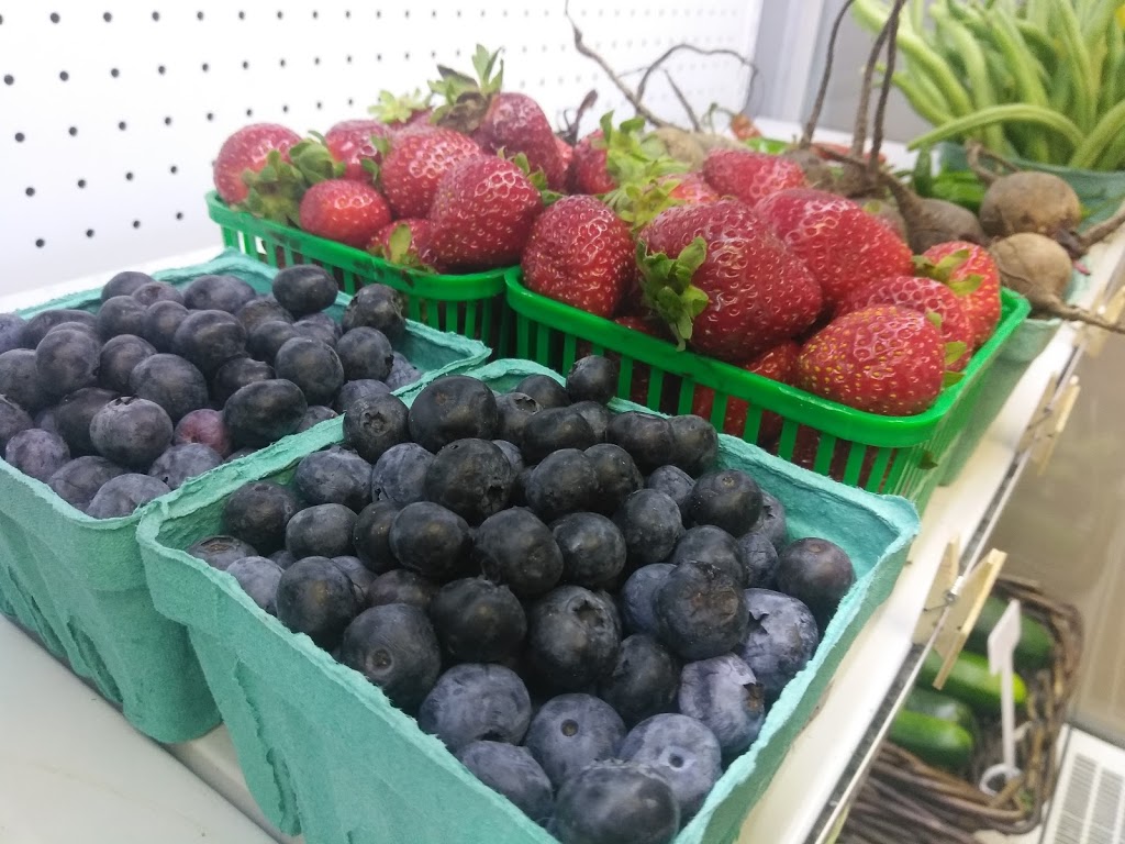 Little Bee Farmers Market | 1077 Britannia Rd E, Mississauga, ON L4W 3X1, Canada | Phone: (416) 738-6728
