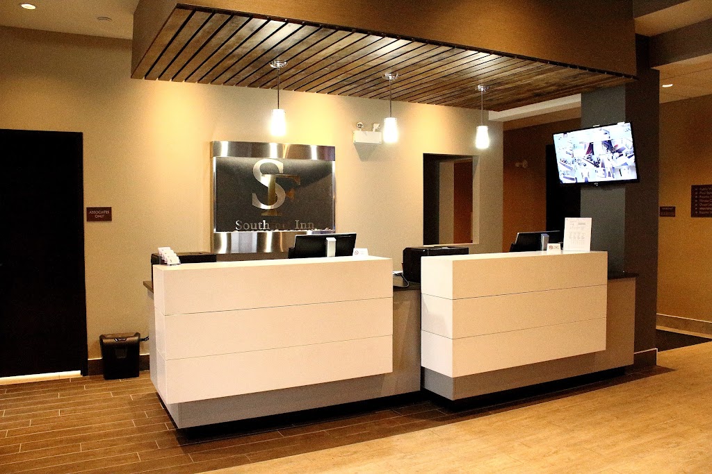 Southfort Inn Fort Saskatchewan | 140 Town Crest Rd, Fort Saskatchewan, AB T8L 0G7, Canada | Phone: (780) 589-2000