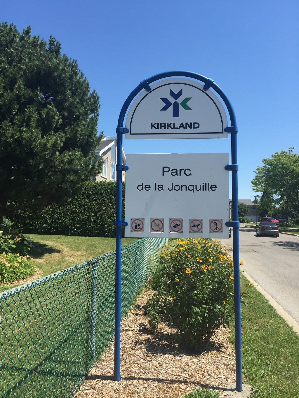 Parc Jonquille | park | Rue Grilli, Kirkland, QC H9H 5E5, Canada