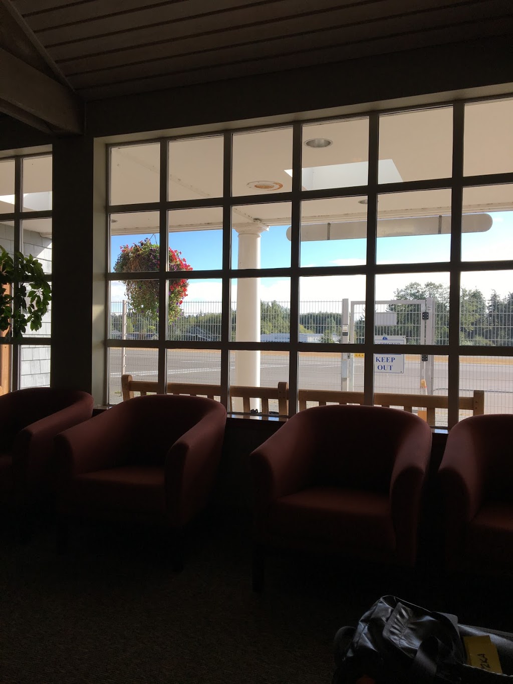 Friday Harbor Airport | 800 Franklin Rd, Friday Harbor, WA 98250, USA | Phone: (360) 378-4724