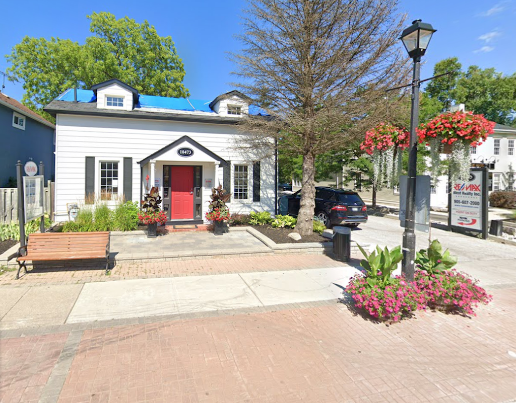 Cristian Siwiec - Toronto Real Estate | 10459 Islington Ave, Kleinburg, ON L0J 1C0, Canada | Phone: (905) 607-2000