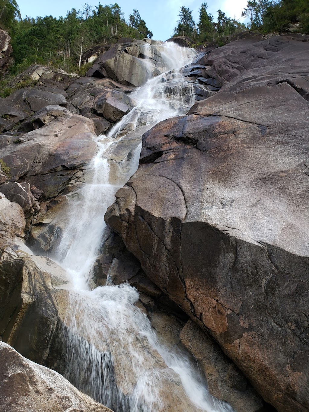 Shannon Falls Provincial Park | BC-97, Squamish-Lillooet D, BC V0N 1T0, Canada | Phone: (800) 689-9025
