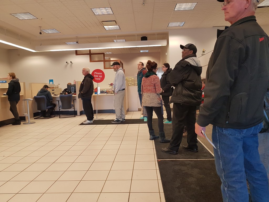 BMO Bank of Montreal | 2555 32 St NE, Calgary, AB T1Y 7J6, Canada | Phone: (403) 234-1715