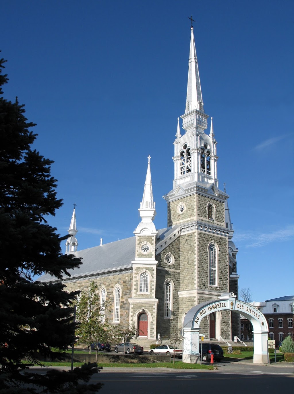 Sainte-Victoire Church | 99 Rue Notre Dame O, Victoriaville, QC G6P 1R8, Canada | Phone: (819) 752-2112