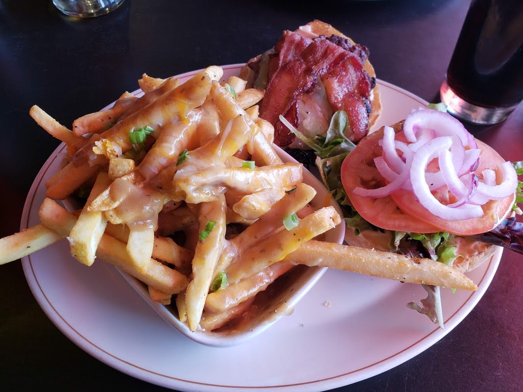 The Oaks Restaurant and Tearoom | 2250 Oak Bay Ave, Victoria, BC V8R 1E2, Canada | Phone: (250) 590-3155