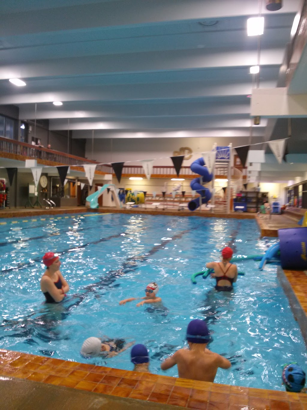 Aquatic Center | 431 Rue Bachand, Cowansville, QC J2K 3G6, Canada | Phone: (450) 263-6464
