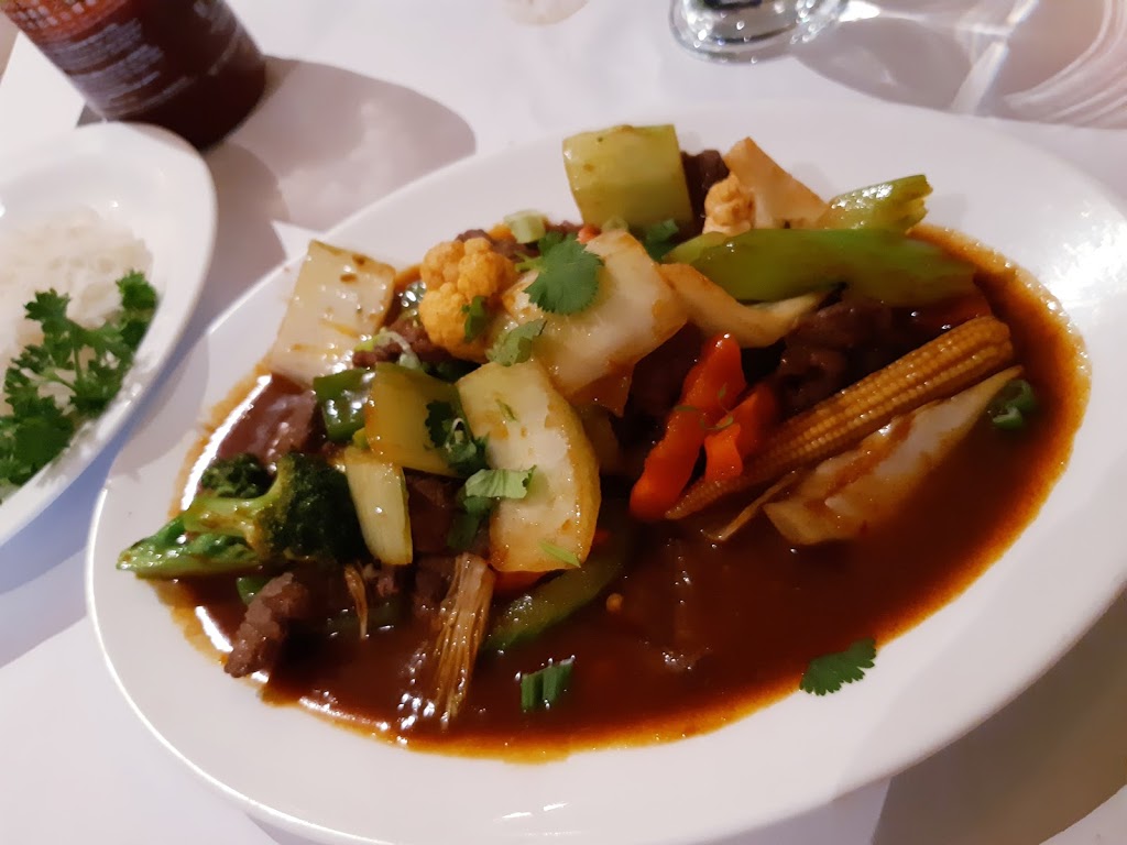 Restaurant Paya Thai | 6655 Boulevard Pierre-Bertrand, Québec, QC G2K 1M1, Canada | Phone: (418) 628-2671