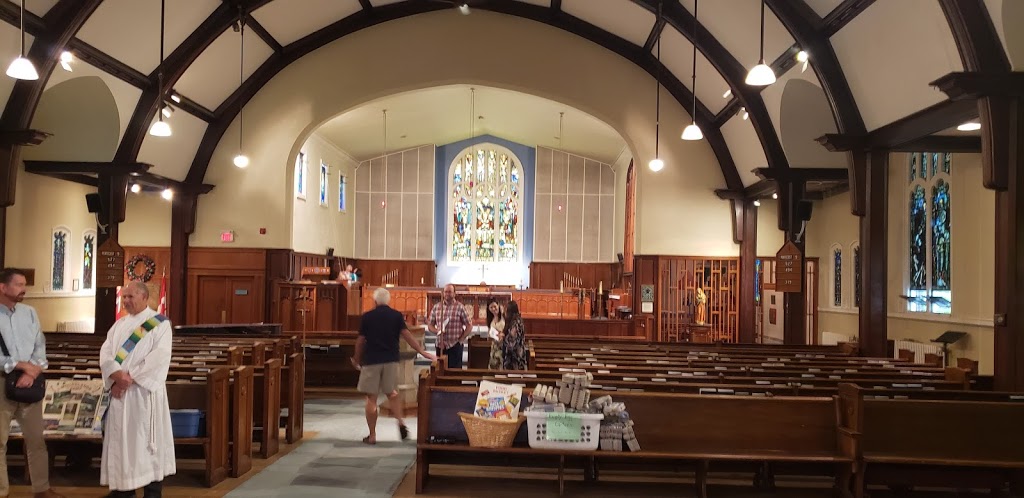 Church of St. Aidan | 2423 Queen St E, Toronto, ON M4E 1H6, Canada | Phone: (416) 691-2222