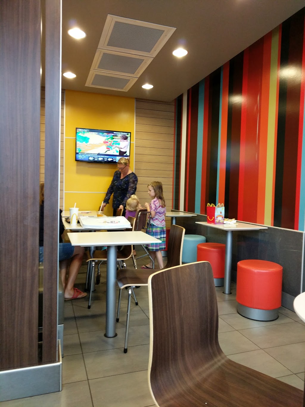 McDonalds | 14500 Simcoe St, Port Perry, ON L9L 1V4, Canada | Phone: (905) 982-1256