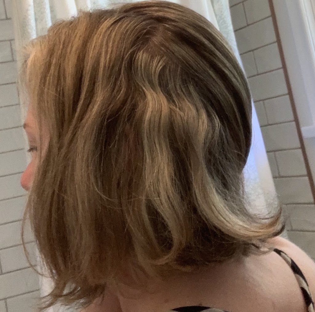 Headlines Hair Design | 5221 Victoria Ave, Niagara Falls, ON L2E 4E4, Canada | Phone: (905) 356-6033