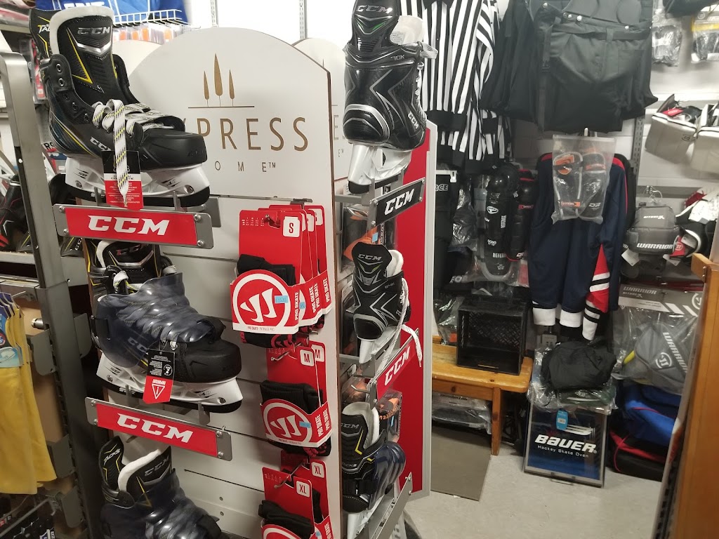 Rink Side Sports | 20 Randy Jones Way, Quispamsis, NB E2E 0B3, Canada | Phone: (506) 848-5913