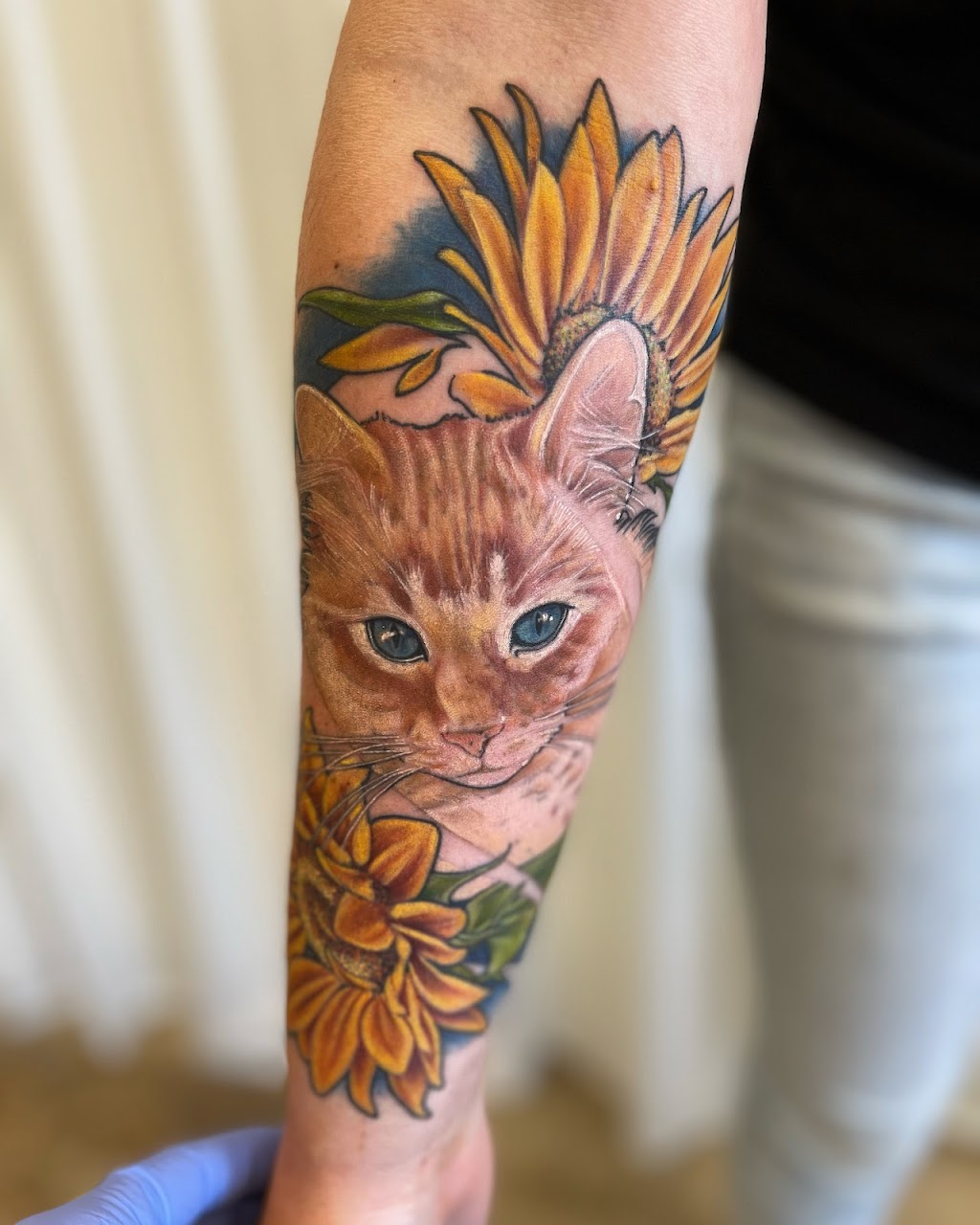 Heart to Hand Tattoo | 32818 7th Ave Unit #302, Mission, BC V2V 2C3, Canada | Phone: (604) 302-7152