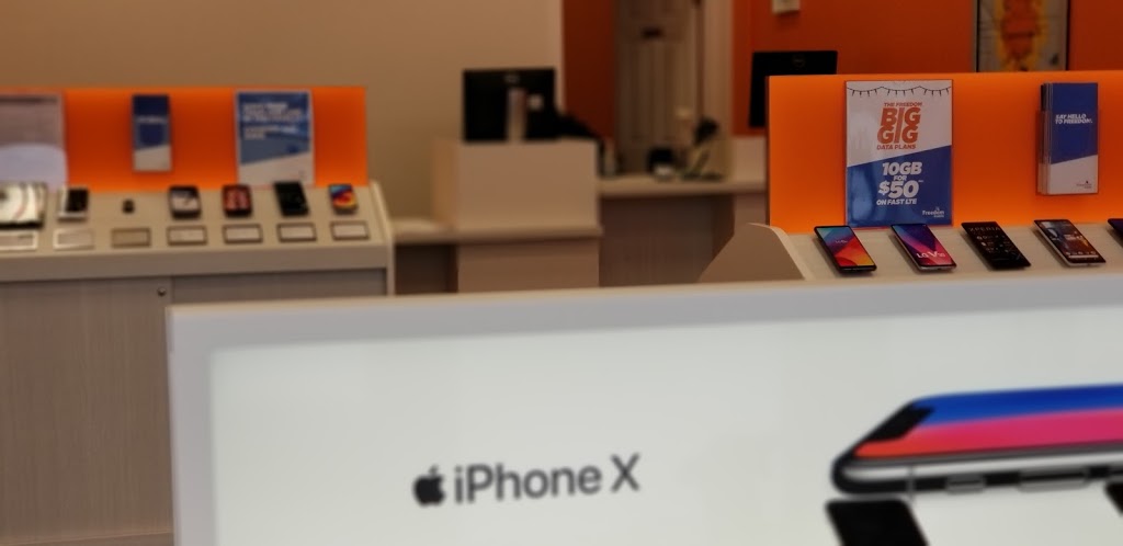 Freedom Mobile | 3749 17 St NW c3, Edmonton, AB T6T 1A7, Canada | Phone: (587) 501-2346