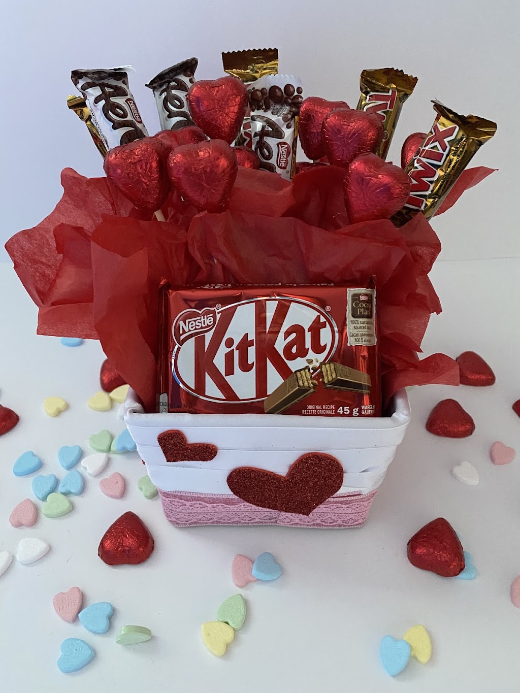 Confetti | 89 Arbour Crest Rd NW, Calgary, AB T3G 4L4, Canada | Phone: (587) 899-7860