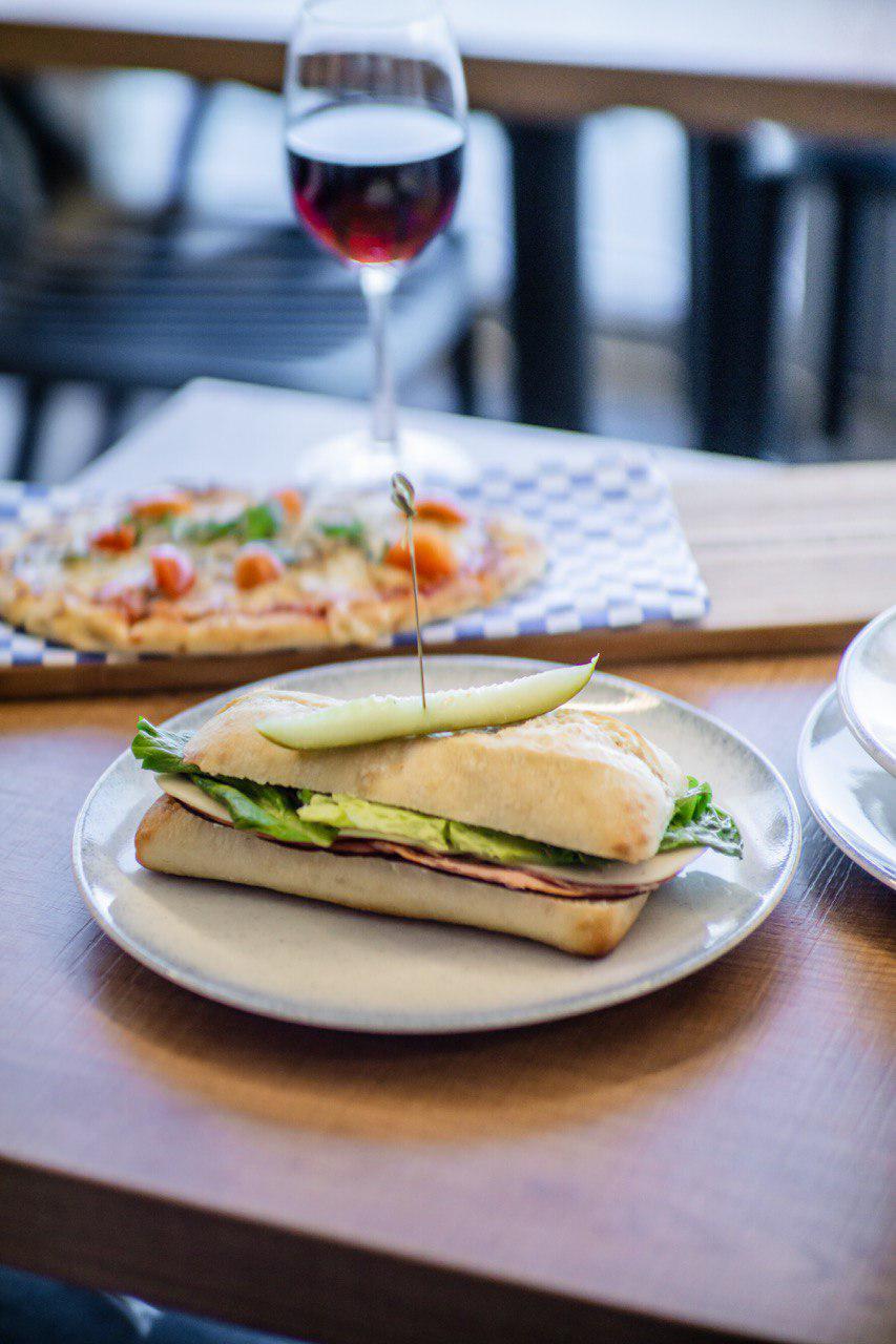 Flying Whale Waterfront Cafe | 999 Canada Pl Suite 201, Vancouver, BC V6C 3E1, Canada | Phone: (855) 463-4822