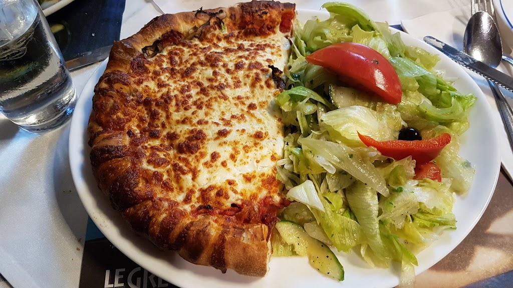 Restaurant Le Grec | 9151 Rue Notre Dame O, Trois-Rivières, QC G9B 6T2, Canada | Phone: (819) 377-2511