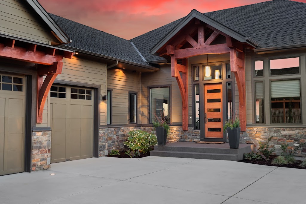 Canada Log and Hybrid Timber Homes | 86 Ch du Rubis, Val-des-Monts, QC J8N 0C5, Canada | Phone: (819) 743-9220