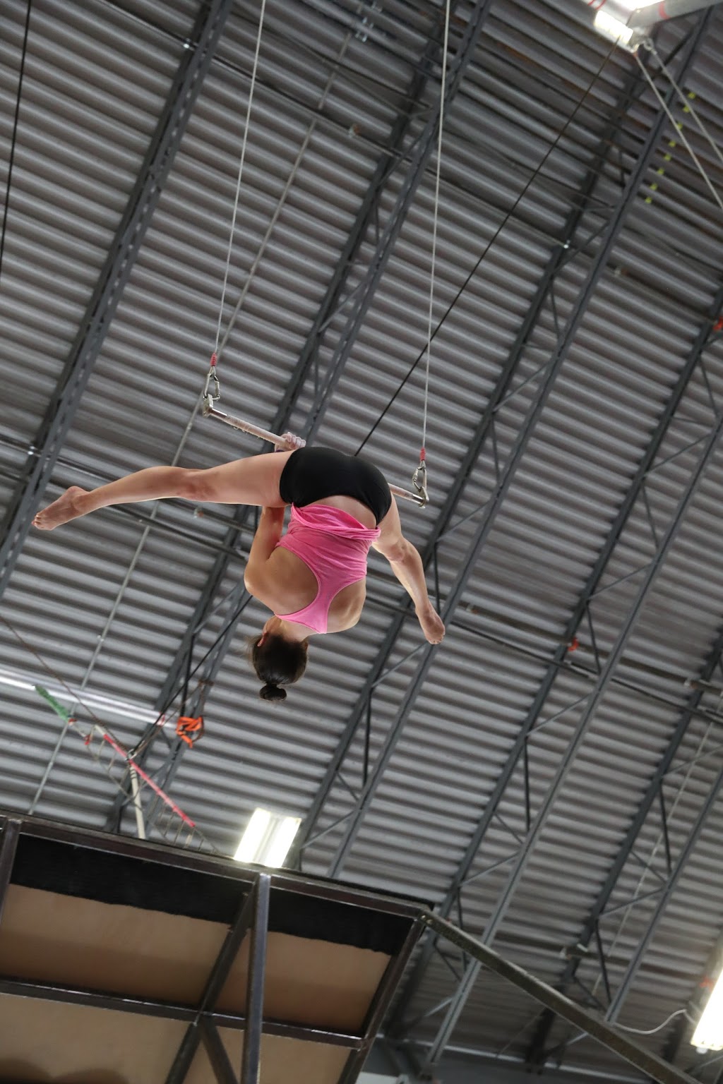 West Coast Flying Trapeze | 19055 Airport Way #105, Pitt Meadows, BC V3Y 2B4, Canada | Phone: (604) 619-1212