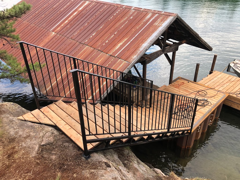 Wolfe Island Marine | 82 Cottage Ln, Wolfe Island, ON K0H 2Y0, Canada | Phone: (613) 536-8148