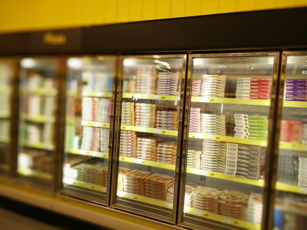 Rockys No Frills | 70 Clementine Dr, Brampton, ON L6Y 0L8, Canada | Phone: (866) 987-6453