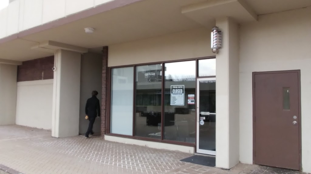 Trafalgar Barber Shop | 1289 Marlborough Ct, Oakville, ON L6H 2N7, Canada | Phone: (905) 582-6007