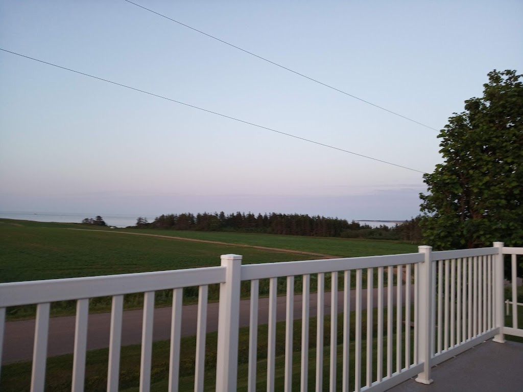 The Beach House Inn | 712 Cape Rd, Kensington, PE C0B 1M0, Canada | Phone: (902) 886-2145