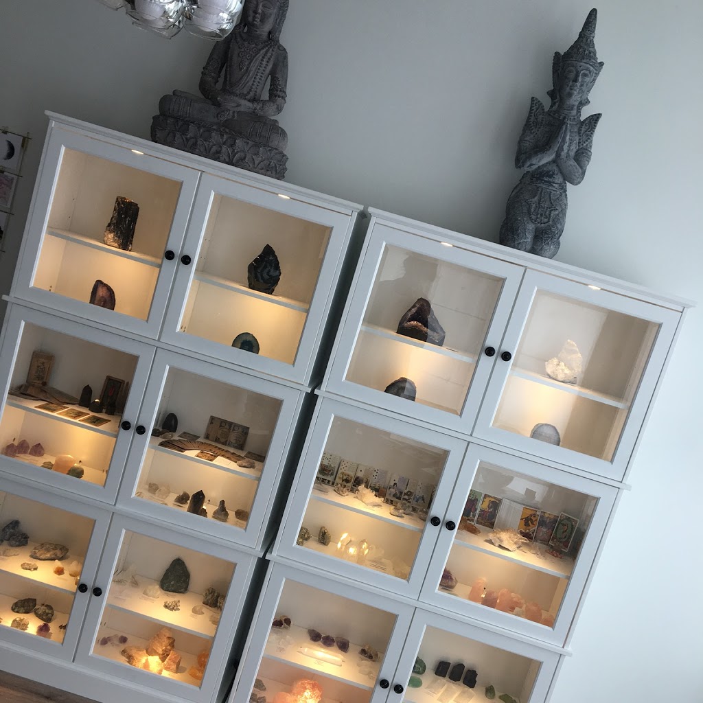Realm Boutique | 12 Elm Ave, Wolfville, NS B4P 1Z9, Canada | Phone: (902) 542-3529