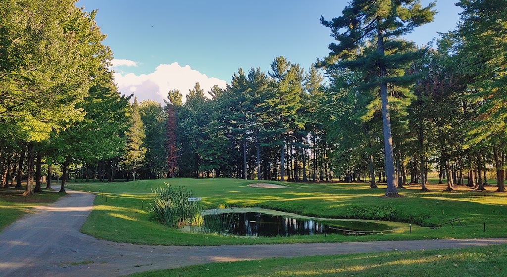 Club de golf Rivière-Rouge | 169 QC-201, Coteau-du-Lac, QC J0P 1B0, Canada | Phone: (450) 763-2200
