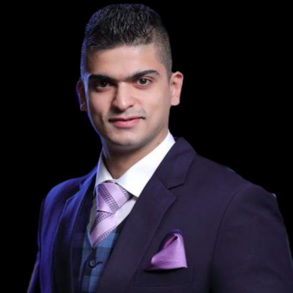 Arjun Kapoor- Remax Little Oak Realty | 2630 Bourquin Crescent W #9, Abbotsford, BC V2S 5N7, Canada | Phone: (778) 240-6163