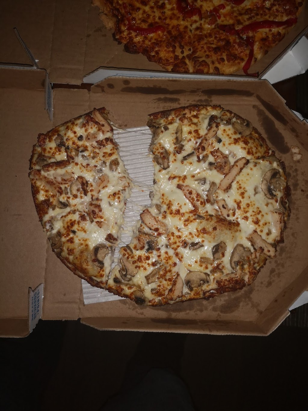 Dominos Pizza | 360 Norwich Ave Unit #2, Woodstock, ON N4S 3W2, Canada | Phone: (519) 290-9300