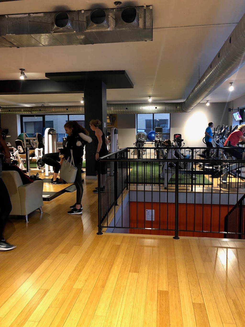 Studio 1 Gym | 1385 Chem. Canora, Mont-Royal, QC H3P 2J6, Canada | Phone: (514) 448-0277