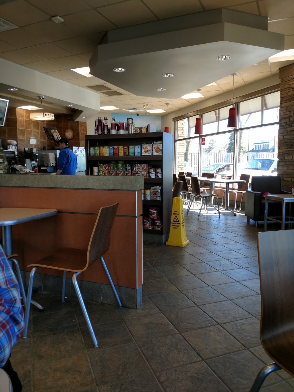 Tim Hortons | 318 Queen St, Acton, ON L7J 1R2, Canada | Phone: (519) 853-5945
