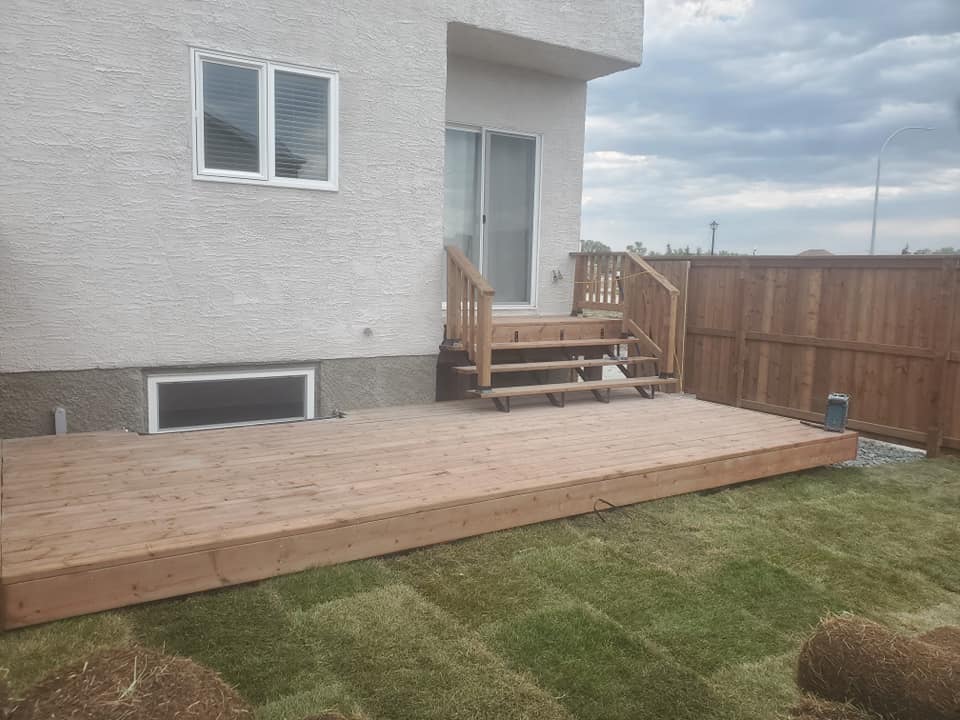 Total Yard Works Landscaping & Fences Winnipeg | roofing contractor | 200 Wharton Blvd, Winnipeg, MB R2Y 0T2, Canada | 2042918616 OR +1 204-291-8616