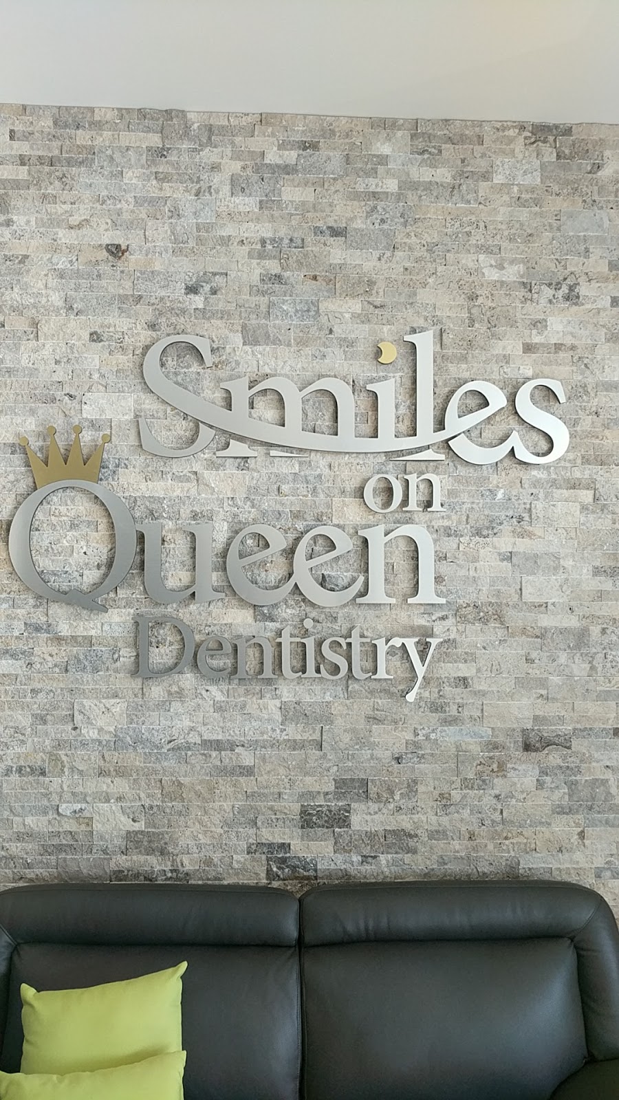 Smiles On Queen | Dentist Bolton | 301 Queen St S #3c, Bolton, ON L7E 2B1, Canada | Phone: (905) 533-2030