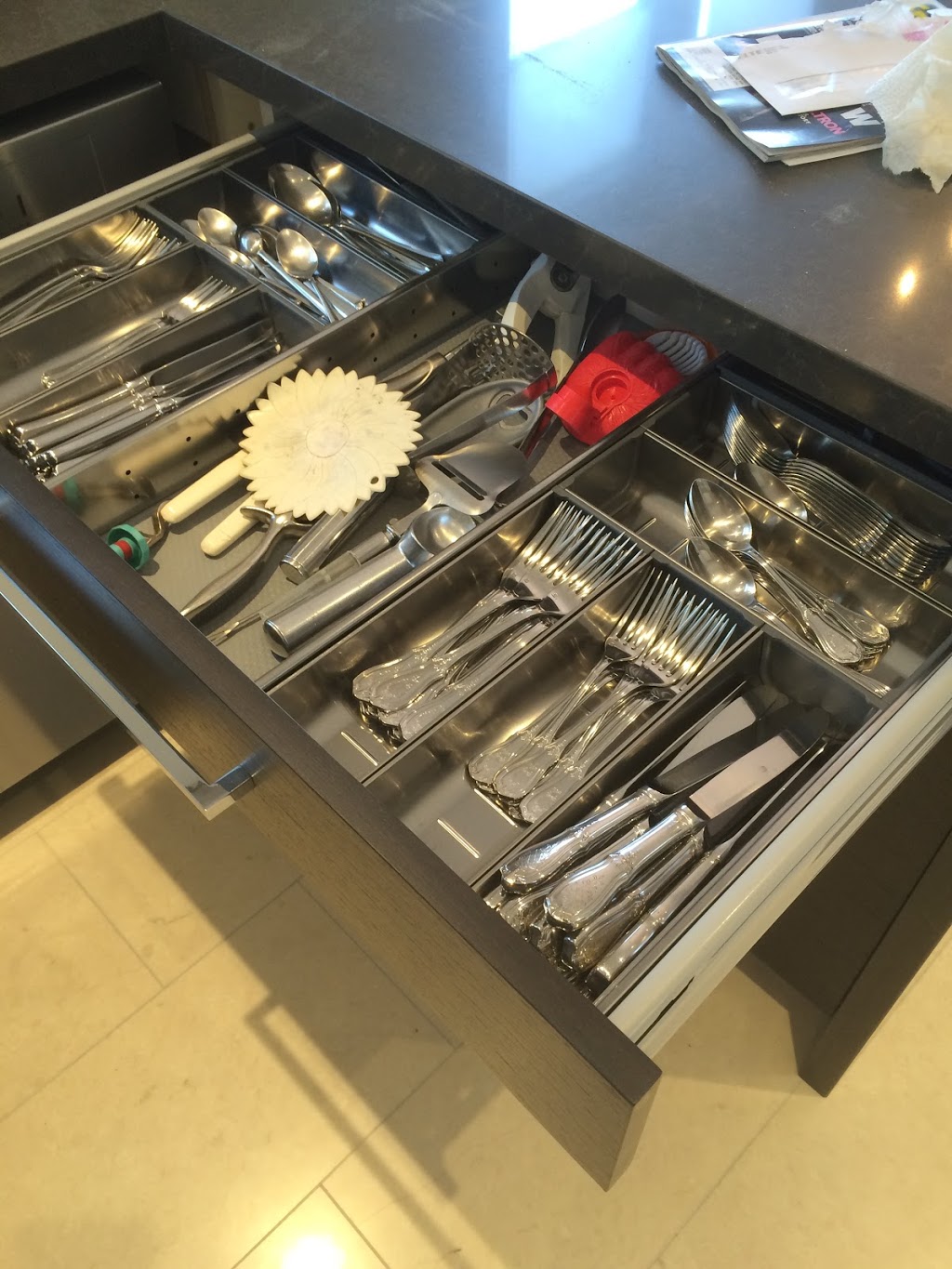 Kitchenfix Kitchen Cabinet Repairs | 208 Wyecroft Rd Suite 201, Oakville, ON L6K 3T8, Canada | Phone: (416) 930-5023