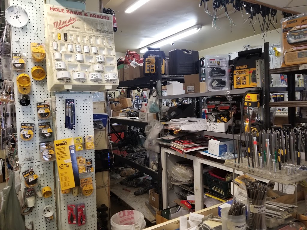 Tnt Tools | hardware store | 1024 Caledonia Rd, North York, ON M6B 3Z3, Canada | 4166535637 OR +1 416-653-5637