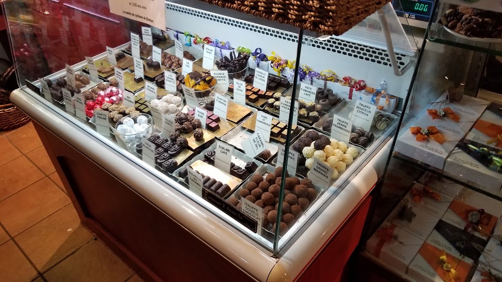Le Musée du chocolat de la confiserie Bromont | cafe | 679 Rue Shefford, Bromont, QC J2L 1C2, Canada | 4505343893 OR +1 450-534-3893