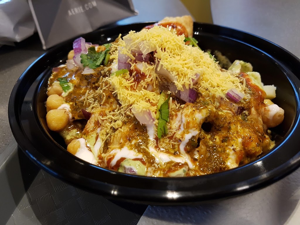 Hurry Curry, The Indian Kitchen Restaurant | 3100 Howard Ave, Windsor, ON N8X 3Y4, Canada | Phone: (519) 966-8818