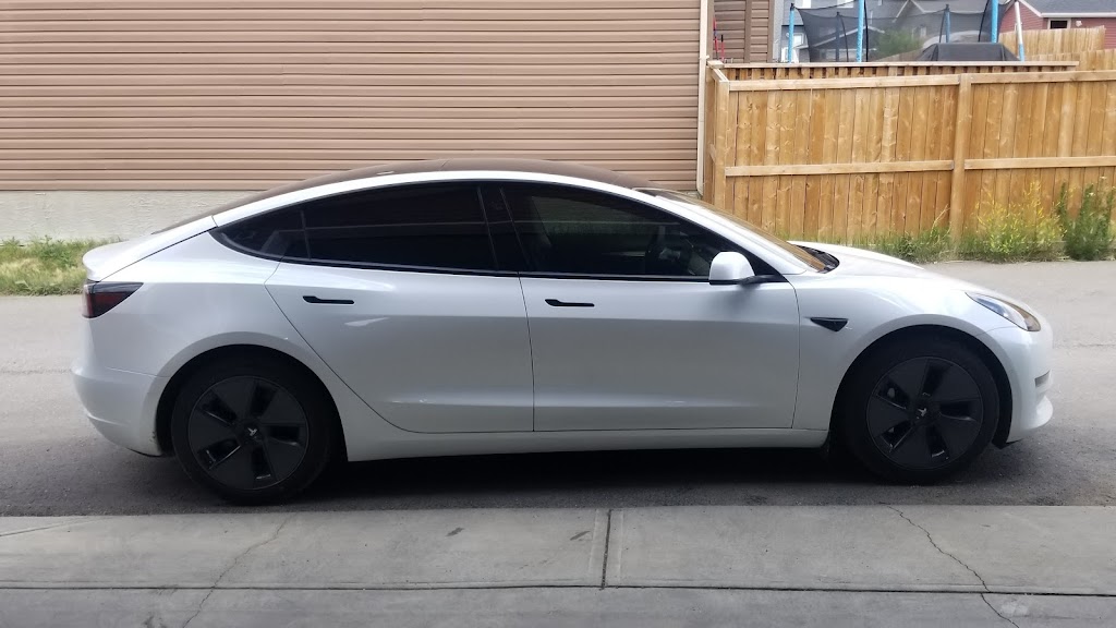 S3 Tint | 757 Evanston Dr NW, Calgary, AB T3P 0M2, Canada | Phone: (587) 314-0101