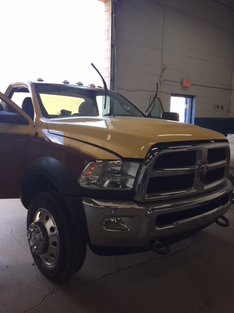 KMC Auto Collision | 361 Grays Rd, Hamilton, ON L8E 2Z1, Canada | Phone: (905) 560-9744
