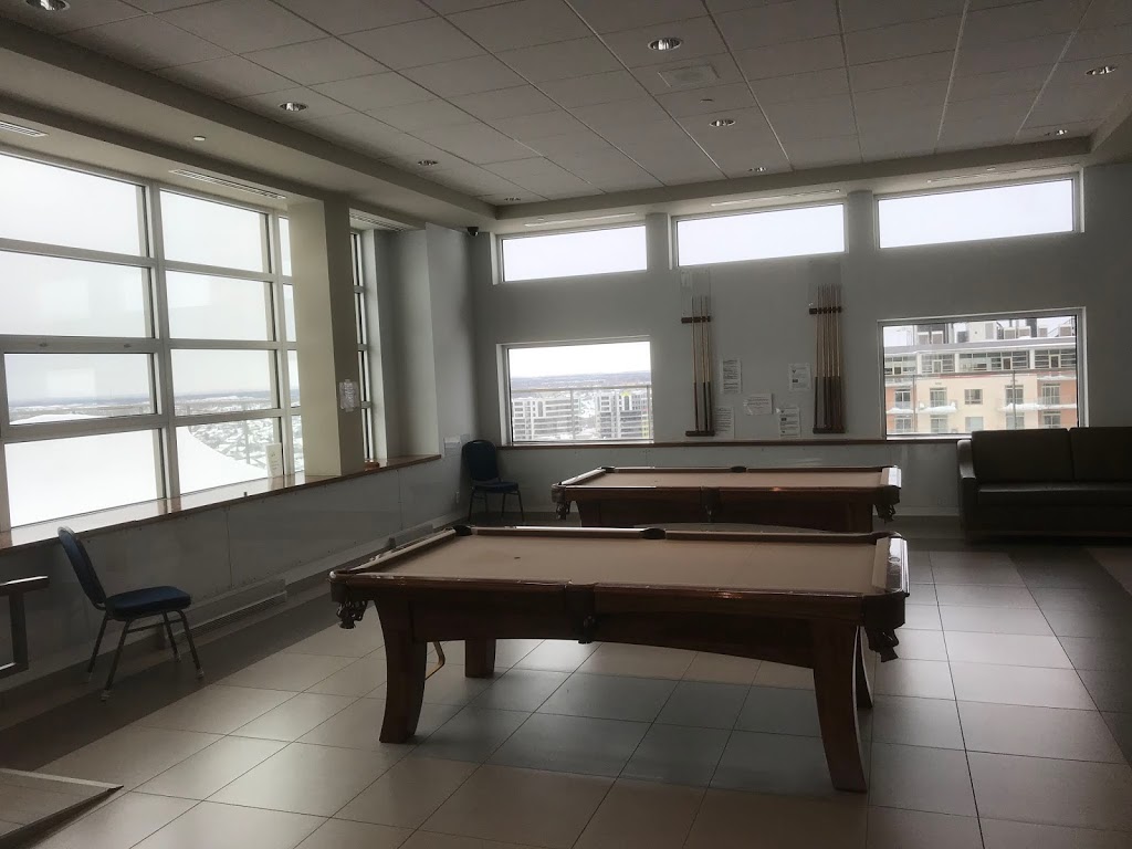Les Résidences Soleil Manoir Brossard | 8080 Boulevard du St Laurent #200, Brossard, QC J4X 0A6, Canada | Phone: (450) 672-3737