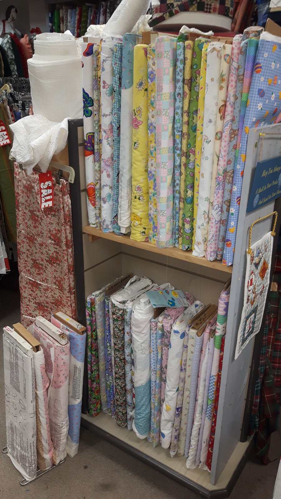 Marlenes Sewing Centre | 585 Sackville Dr, Lower Sackville, NS B4C 2S4, Canada | Phone: (902) 864-0964