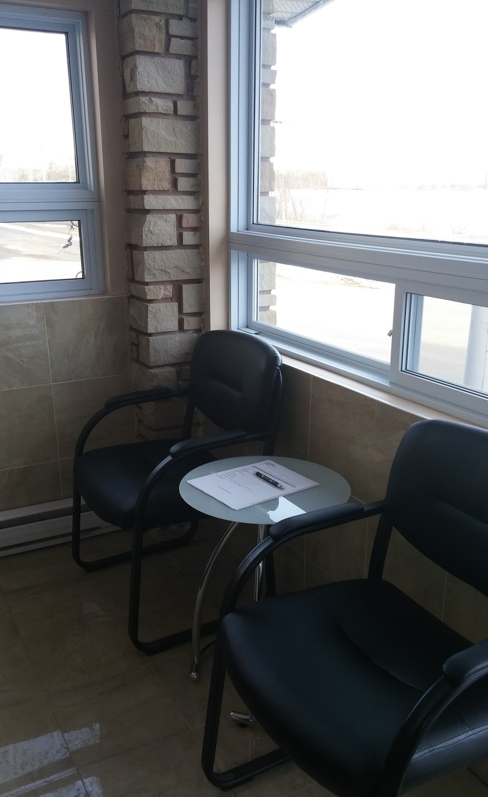 Pines Stor & Lok | 416 County Rd 33, Trenton, ON K8V 5P6, Canada | Phone: (613) 392-6402