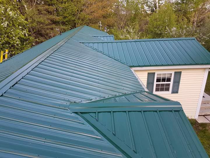 Roof Edge - Residential Asphalt & Metal Roofing Ltd | 11 Will Rogers Rd, Lutes Mountain, NB E1G 2X7, Canada | Phone: (506) 850-4680