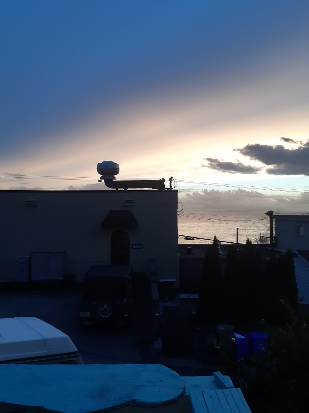 Ocean Rose Bed And Breakfast | 14466 Sunset Drive, White Rock, BC V4B 2V8, Canada | Phone: (604) 531-8398